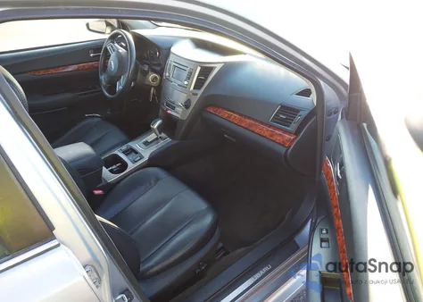 2012 Subaru Legacy 2.5I Limited из США, поврежденный, VIN 4S3BMBK64C3017039